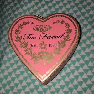 Too Faced trio blush